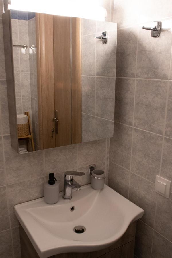 Langi Apartments Mesolóngion Eksteriør billede